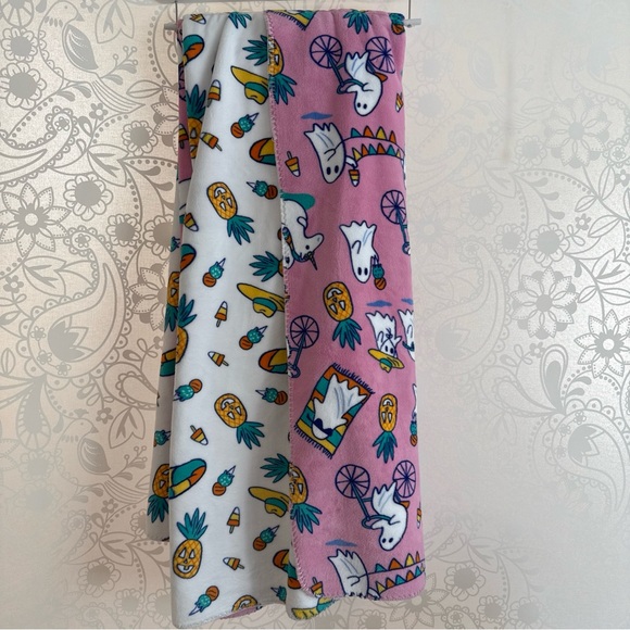 SUMMERWEEN HALLOWEEN Reversible Throw Blanket-60 X 70 In - Picture 2 of 3